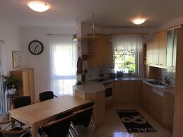 AJO Vienna Garden - Contactless Check-in