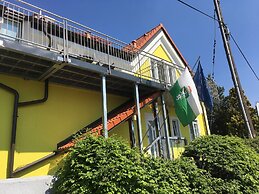 AJO Vienna Garden - Contactless Check-in