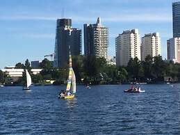 AJO Vienna Garden - Contactless Check-in