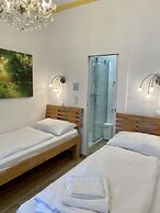 AJO Vienna Messe - Contactless Check-in