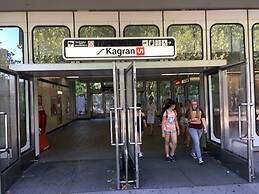 AJO Vienna Messe - Contactless Check-in