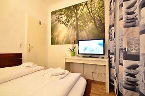 AJO Vienna Messe - Contactless Check-in