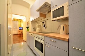 AJO Vienna Messe - Contactless Check-in