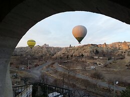 Elif Star Cave Hotel