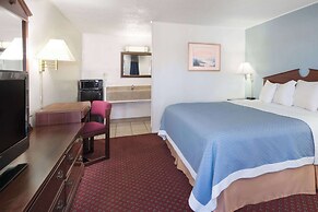 Travelodge by Wyndham Las Vegas NM