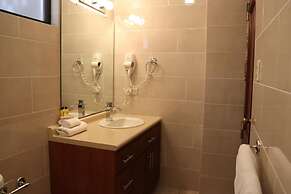 Suites Jardin Imperial