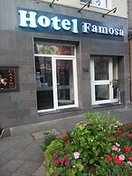 Hotel Famosa
