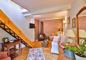 Tranquilla River Lodge - Adults Only