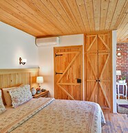 Tranquilla River Lodge - Adults Only