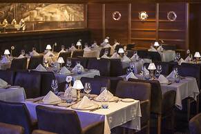 Europa-Park Freizeitpark & Erlebnis-Resort, Hotel Bell Rock