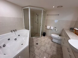 Riverside Holiday Apartments Ballina