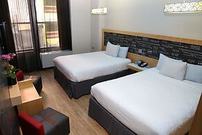 TRYP by Wyndham New York City Times Square / Midtown