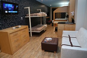 TRYP by Wyndham New York City Times Square / Midtown