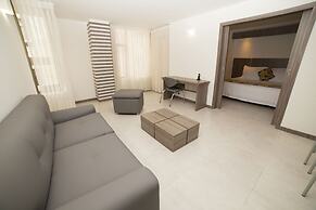 Aparta Suites Torre Poblado