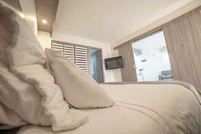 Aparta Suites Torre Poblado