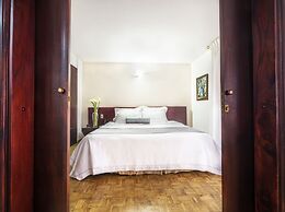 Aparta Suites Torre Poblado