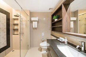 Altera Hotel and Residence