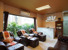 Altera Hotel and Residence