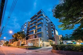 Altera Hotel and Residence