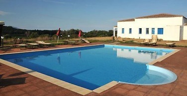 Resort Baia Cea