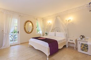 Lukka Exclusive Hotel - Adult Only +12