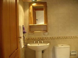 Apart Hotel El Viejo Ciprés