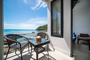 Crystal Bay Beach Resort