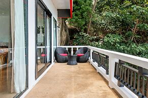 Crystal Bay Beach Resort