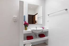 Crystal Bay Beach Resort