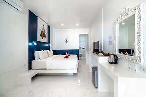 Crystal Bay Beach Resort