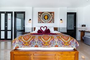 Crystal Bay Beach Resort