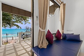 Crystal Bay Beach Resort