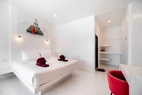 Crystal Bay Beach Resort