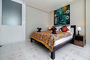 Crystal Bay Beach Resort