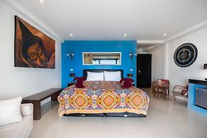 Crystal Bay Beach Resort