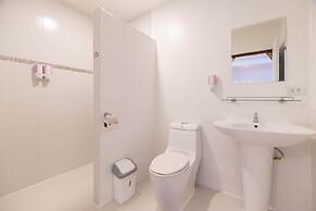 Crystal Bay Beach Resort