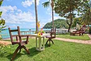 Crystal Bay Beach Resort