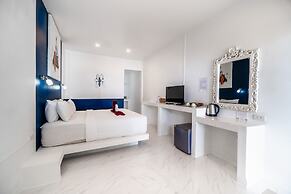 Crystal Bay Beach Resort