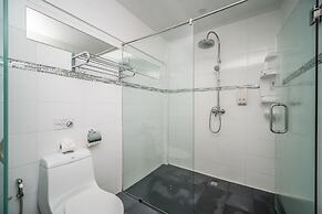 Crystal Bay Beach Resort