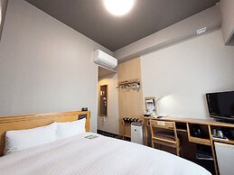 Hotel Route Inn Naha Tomariko