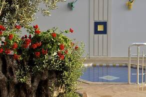 Magic Tulip Beach Hotel