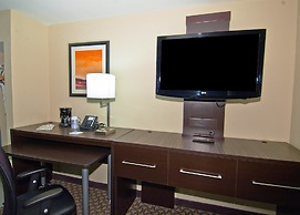 Holiday Inn Express & Suites Jackson / Pearl Intl Airport, an IHG Hote