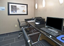 Holiday Inn Express & Suites Jackson / Pearl Intl Airport by IHG