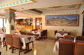Tibet Guest House