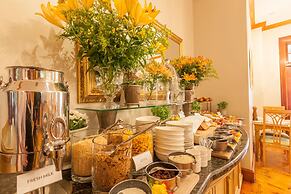 Courtyard Hotel Arcadia