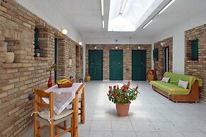 Damaskis Studios a Small Complex in Kassiopi