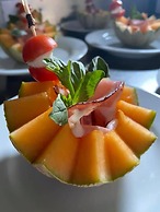 The Originals City, Hôtel Le Louisiane