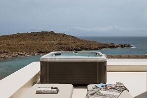 Casa Del Mar Mykonos Seaside Resort