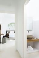 Casa Del Mar Mykonos Seaside Resort