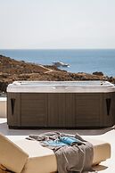Casa Del Mar Mykonos Seaside Resort